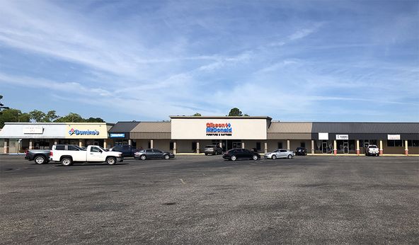Winn Dixie Anchored Retail For Lease : 1452 S 6th St, Macclenny, FL 32063